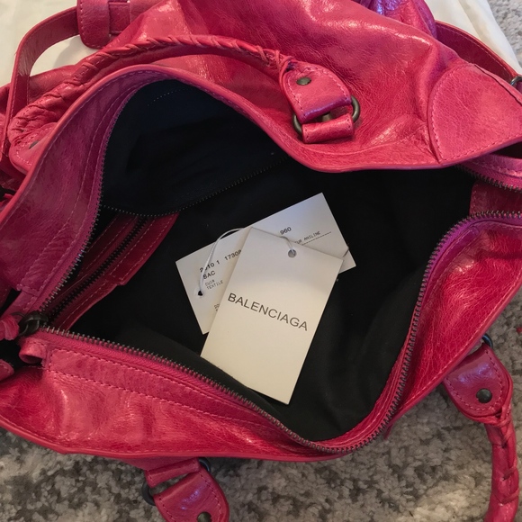 Purse - Picture 6 of 8